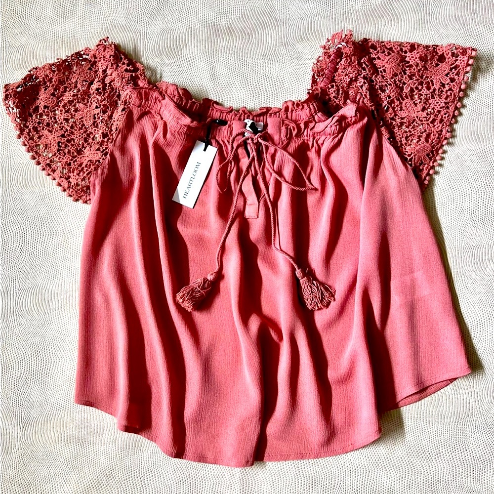 ⚜️⚜️ Heartloom Light Burnt Orange Shell Top With Knit Accents “NWT” ⚜️⚜️